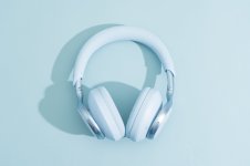 noise-cancelling-headphone-2048px-0876.jpg noise-cancelling-headphone-2048px-0876.jpg