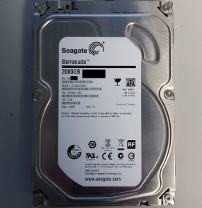 ST2000DM001